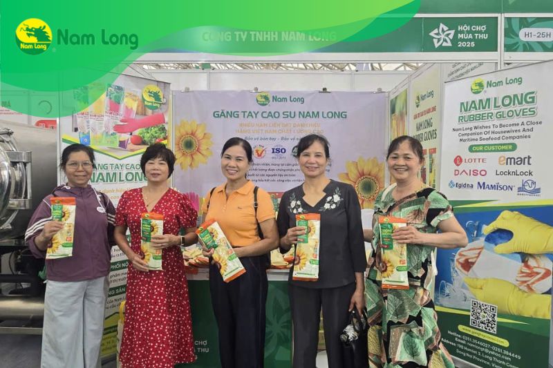 Găng tay cao su Nam Long tại Hội chợ Mùa thu 2025