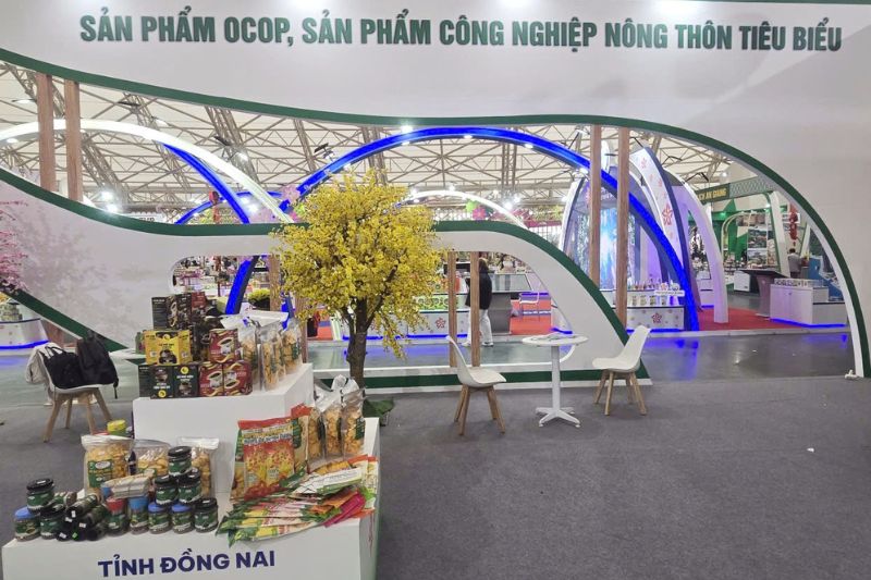 Găng tay cao su Nam Long tỏa sáng tại Hội chợ Mùa Xuân 2026