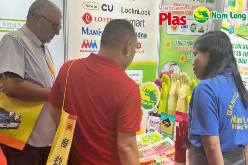 Găng tay cao su Nam Long tại Vietnam Plas 2026